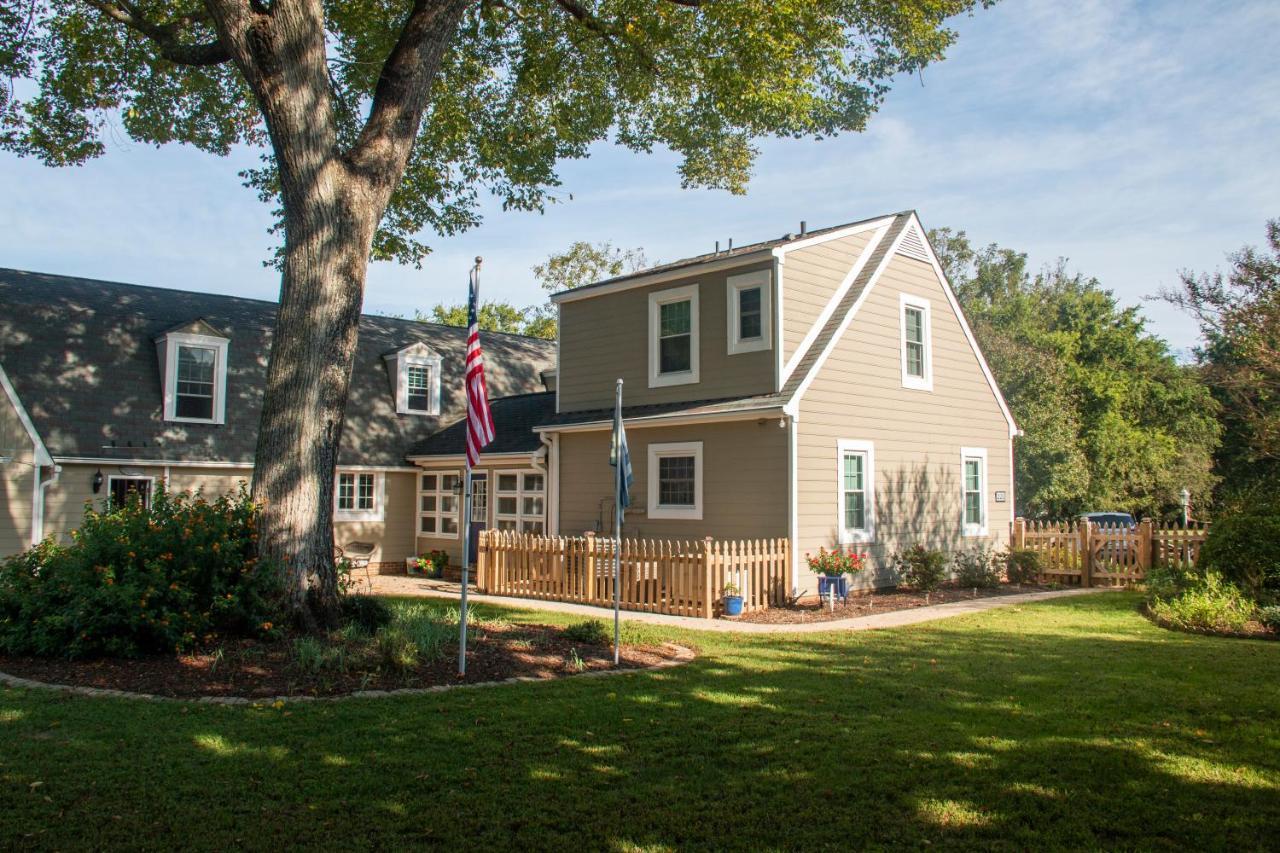 Marl Inn Bed And Breakfast Yorktown Exterior photo